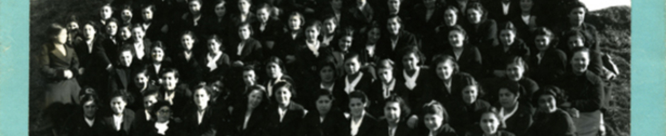 Alumnas de la Escuela Normal Rural de Ancud