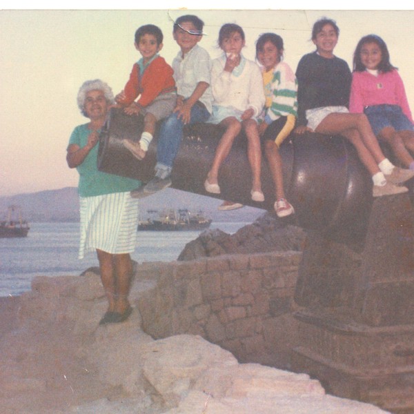 Familia Araya en el fuerte de Coquimbo