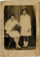 Emilia y Ángela Flandez