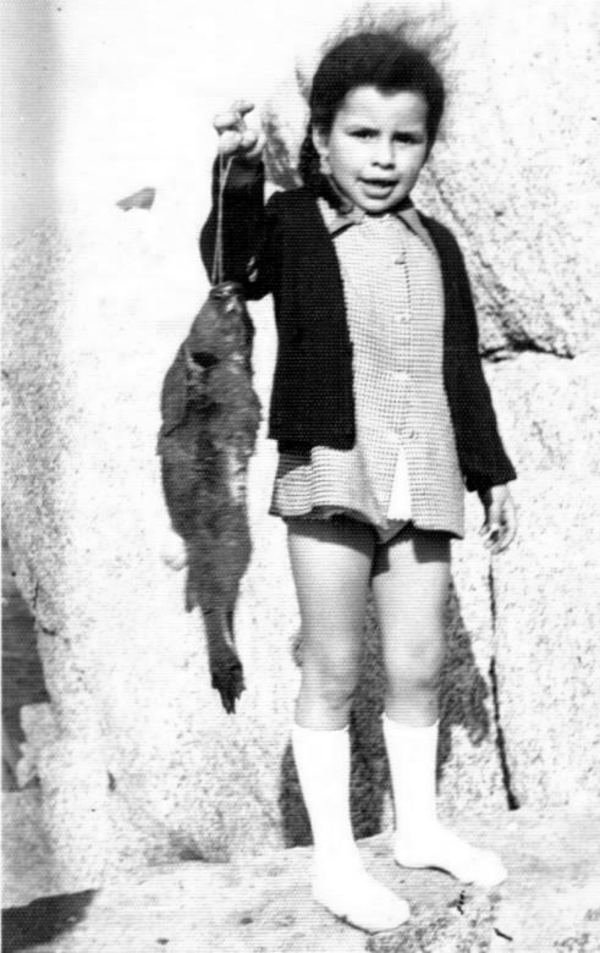 Romy y la pesca junto a su papá Romy y la pesca junto a su papá