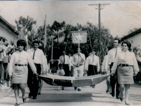 Desfile de los integrantes del Club Deportivo “La Estrella”