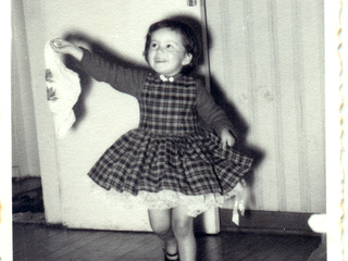 Rina bailando cueca Rina bailando cueca