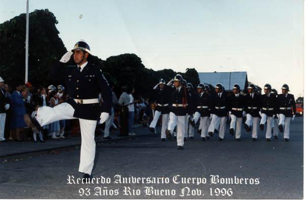 Desfile aniversario del Cuerpo de Bomberos