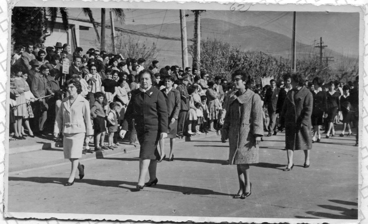 Primer desfile del liceo