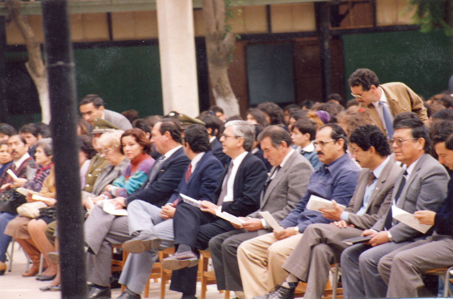 Acto de entrega en biblioteca