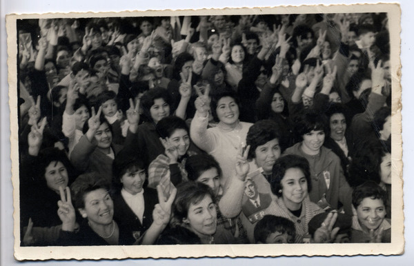Mujeres cateninas con Frei Montalva Mujeres cateninas con Frei Montalva