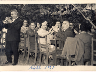 Reunión de amigos Reunión de amigos
