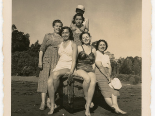 Chicas en el bote Chicas en el bote