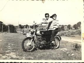 Amigos en moto