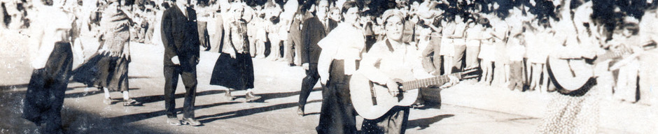 Desfile por las calles Festival de San Bernardo