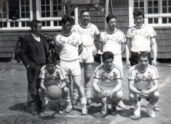 Equipo de Basquetbol Deportes Quinchao