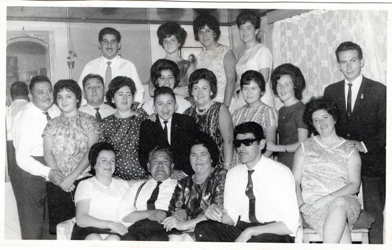 Convivencia en casa de la familia Torres Convivencia en casa de la familia Torres