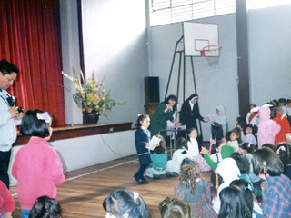 Acto artístico Colegio Santa Marta