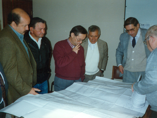 Firma convenio-mandato construcción población Firma convenio-mandato construcción población