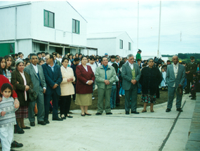 Vecinos en inauguración Población