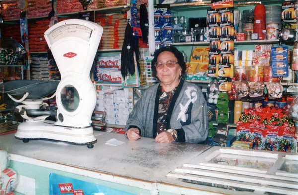Destacada comerciante de Achao Destacada comerciante de Achao