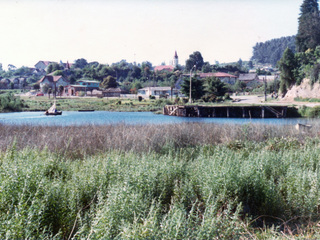 Bahía de Puerto Octay y muelle Chile