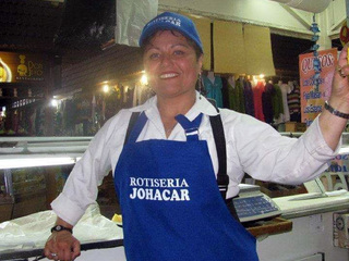 Dueña de rotisería Johacar Garrido