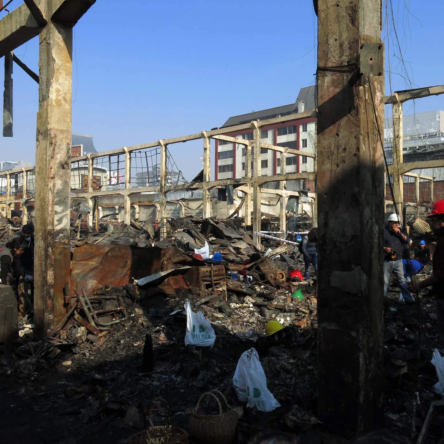 Ruinas del incendio del Mercado Modelo Ruinas del incendio del Mercado Modelo