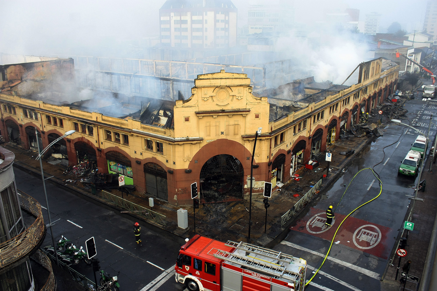 Mañana siguiente del incendio del Mercado Modelo