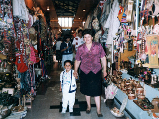 Paseando con mi nieto Paseando con mi nieto