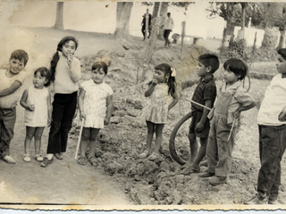 Niños jugando en Catemu Niños jugando en Catemu