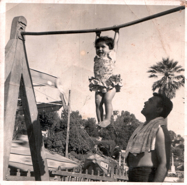 Mi padre junto a mi Mi padre junto a mi