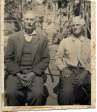 Abuelo y tío Abuelo y tío