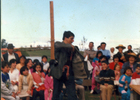 Sesión de teatro en escuela rural El Manzano