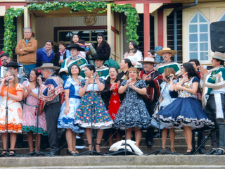 Esquinazo misa chilena Esquinazo misa chilena