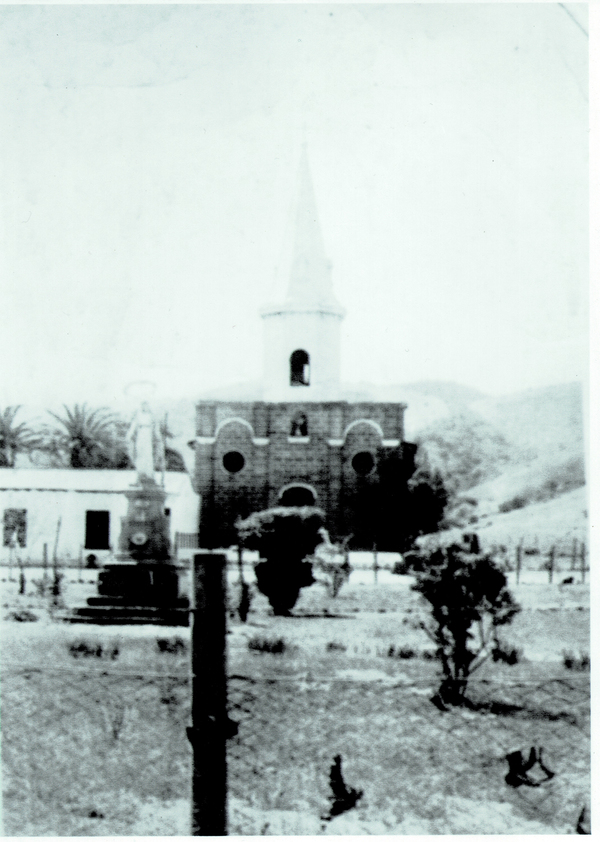 Primera fachada Iglesia Lo Abarca Primera fachada Iglesia Lo Abarca