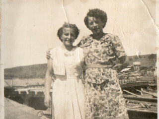 Primas Rudolph en el muelle Lago Ranco