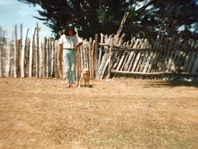 Pamela Huirimilla con su mascota Pamela Huirimilla con su mascota