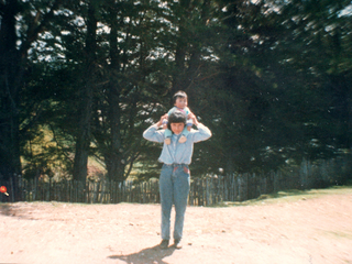 Primos en el campo Primos en el campo