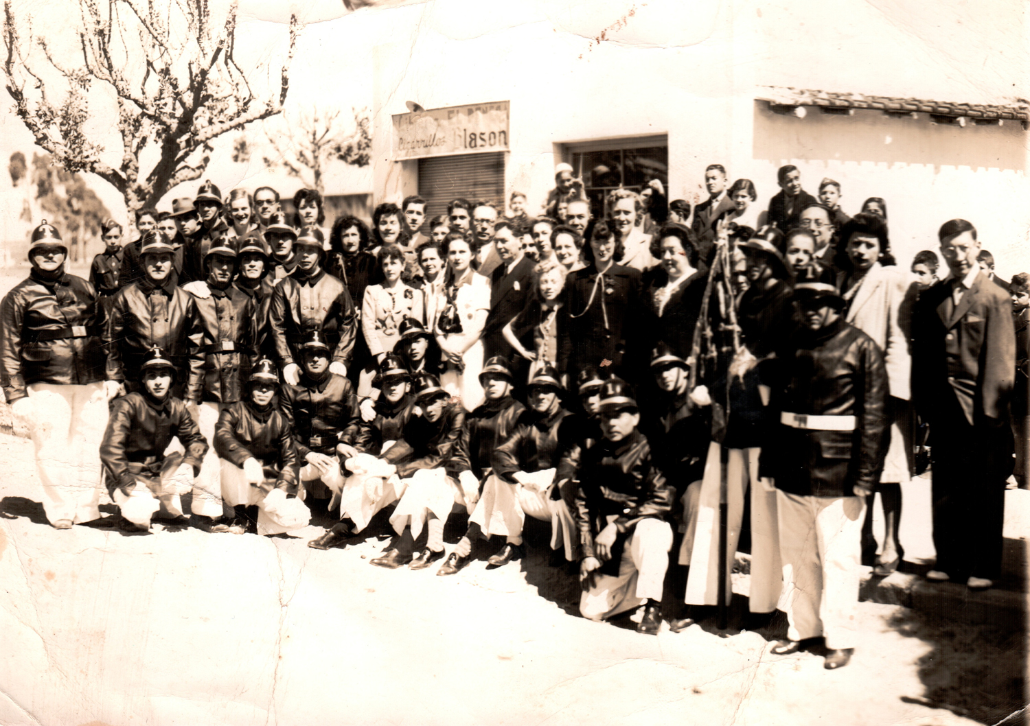 Reunión publica de bomberos Reunión publica de bomberos
