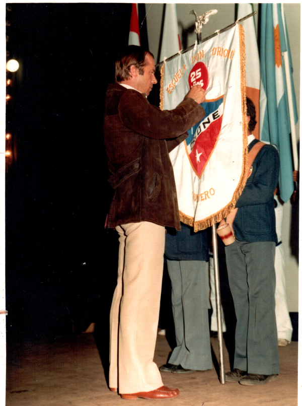 Condecoración al estandarte del colegio Don Orione Condecoración al estandarte del colegio Don Orione