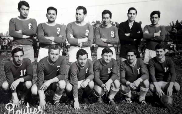 Equipo de futbol fábrica Rayonhil Equipo de futbol fábrica Rayonhil