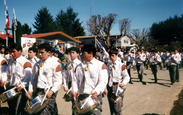 Desfile fiestas patrias del liceo Antonio Varas Desfile fiestas patrias del liceo Antonio Varas