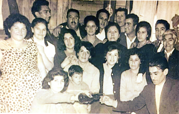 Vecinos de población Kansas Purranque