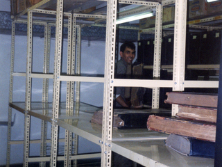 Depósitos de la biblioteca Santiago Severín Depósitos de la biblioteca Santiago Severín