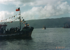 Procesión de San Pedro en una tarde nublada Procesión de San Pedro en una tarde nublada