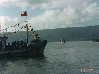 Procesión de San Pedro en una tarde nublada Procesión de San Pedro en una tarde nublada