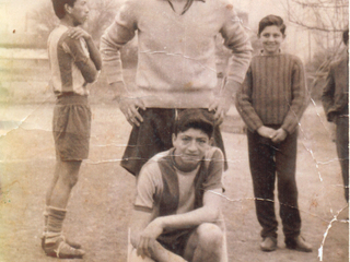 Arquero, defensa y centro delantero Arquero, defensa y centro delantero