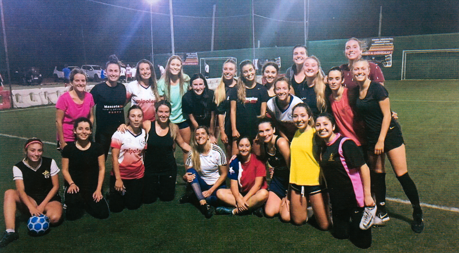 Grupo de mujeres conconinas por el futbol Grupo de mujeres conconinas por el futbol