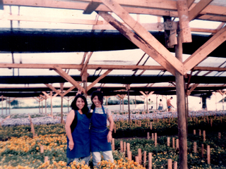 Roxana y Nayade en el vivero Roxana y Nayade en el vivero