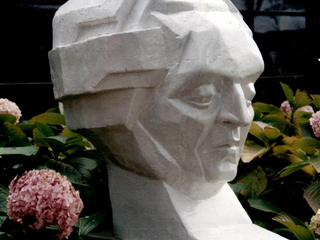 Busto de Gabriela Mistral Busto de Gabriela Mistral