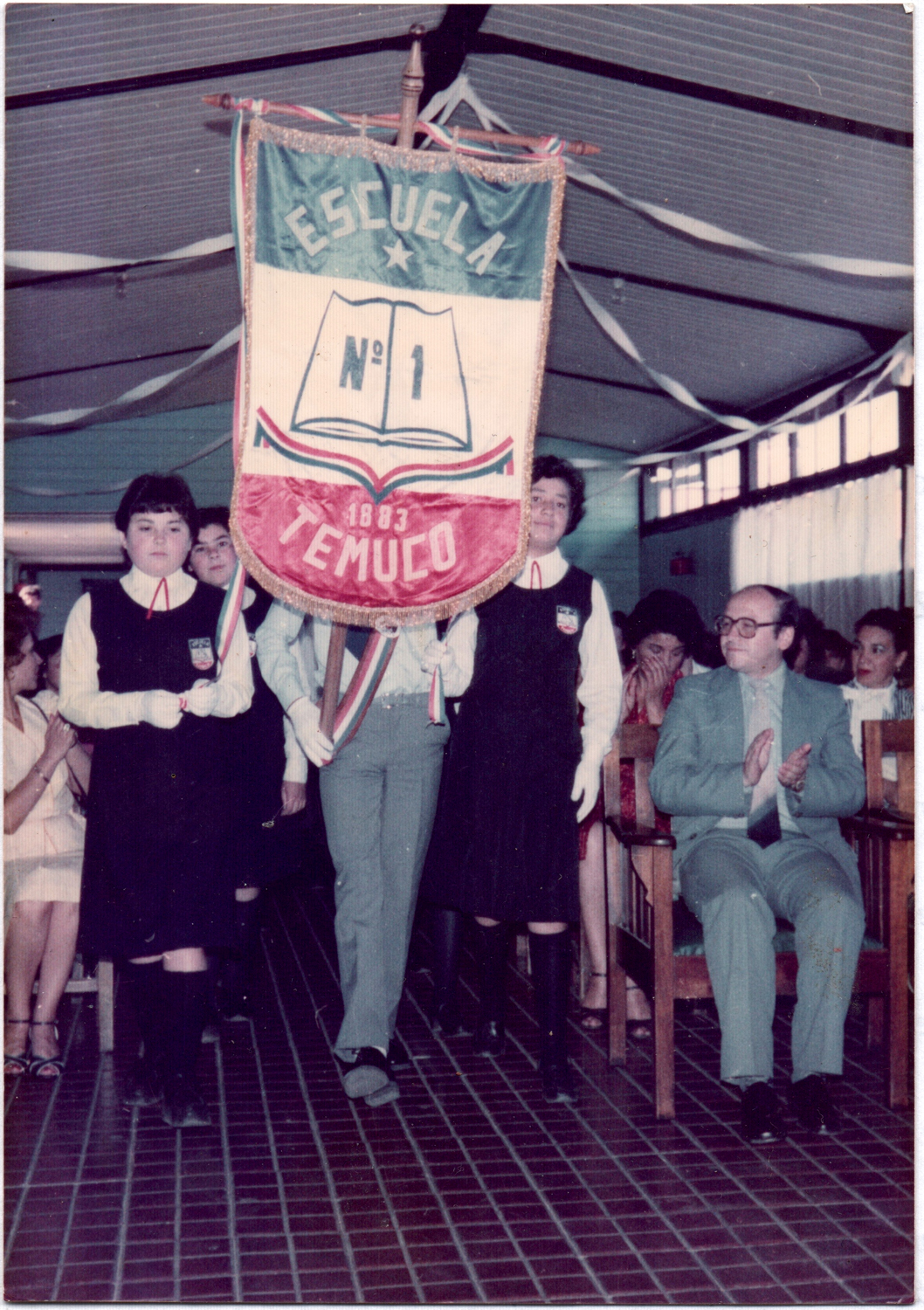 Licenciatura de la Escuela 1 Licenciatura de la Escuela 1