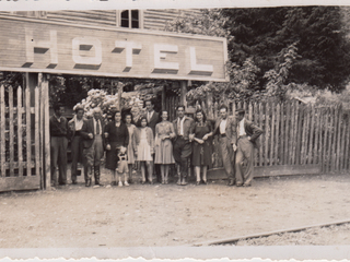 Primer hotel Riñihue