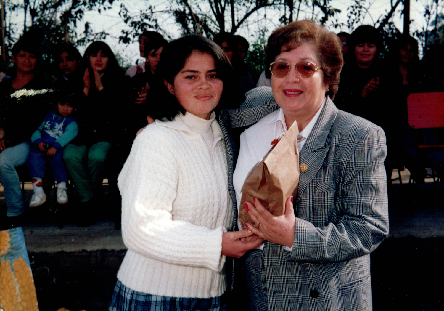 Acto de despedida por su jubilación a jefa de UTP Lilia Cárdenas Montenegro por alumnos Acto de despedida por su jubilación a jefa de UTP Lilia Cárdenas Montenegro por alumnos