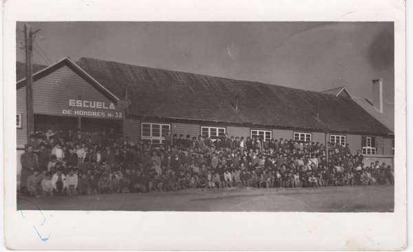 Escuela de hombres N° 38 Escuela de hombres N° 38